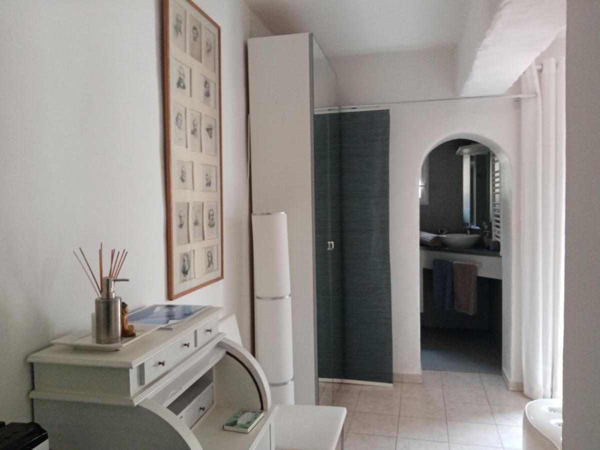 Au Mas Saint Pierre Hotel Pignans Buitenkant foto